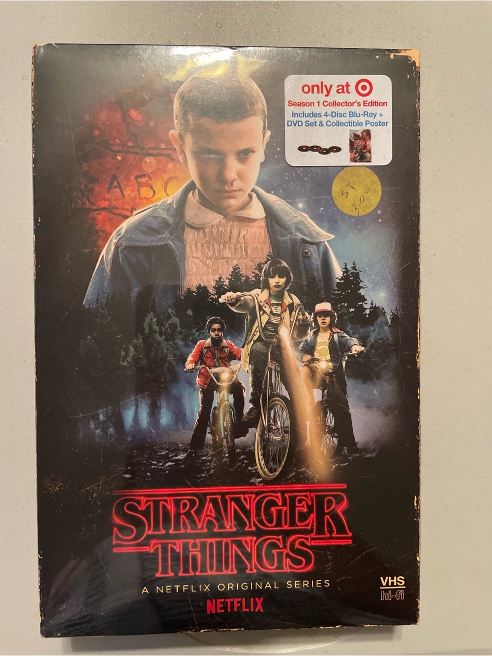 Stranger Things Season 1 Collector Edition 4-Disc Blu-Ray & DVD Set Poster New